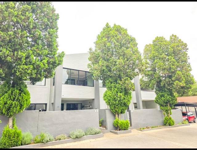 1 BEDROOM APARTMENT FOR SALE IN SANDOWN